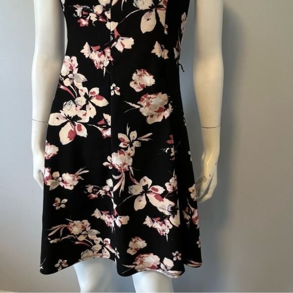 Lilly Morgan floral print fit and flare summer spring dress size small - Picture 3 of 10